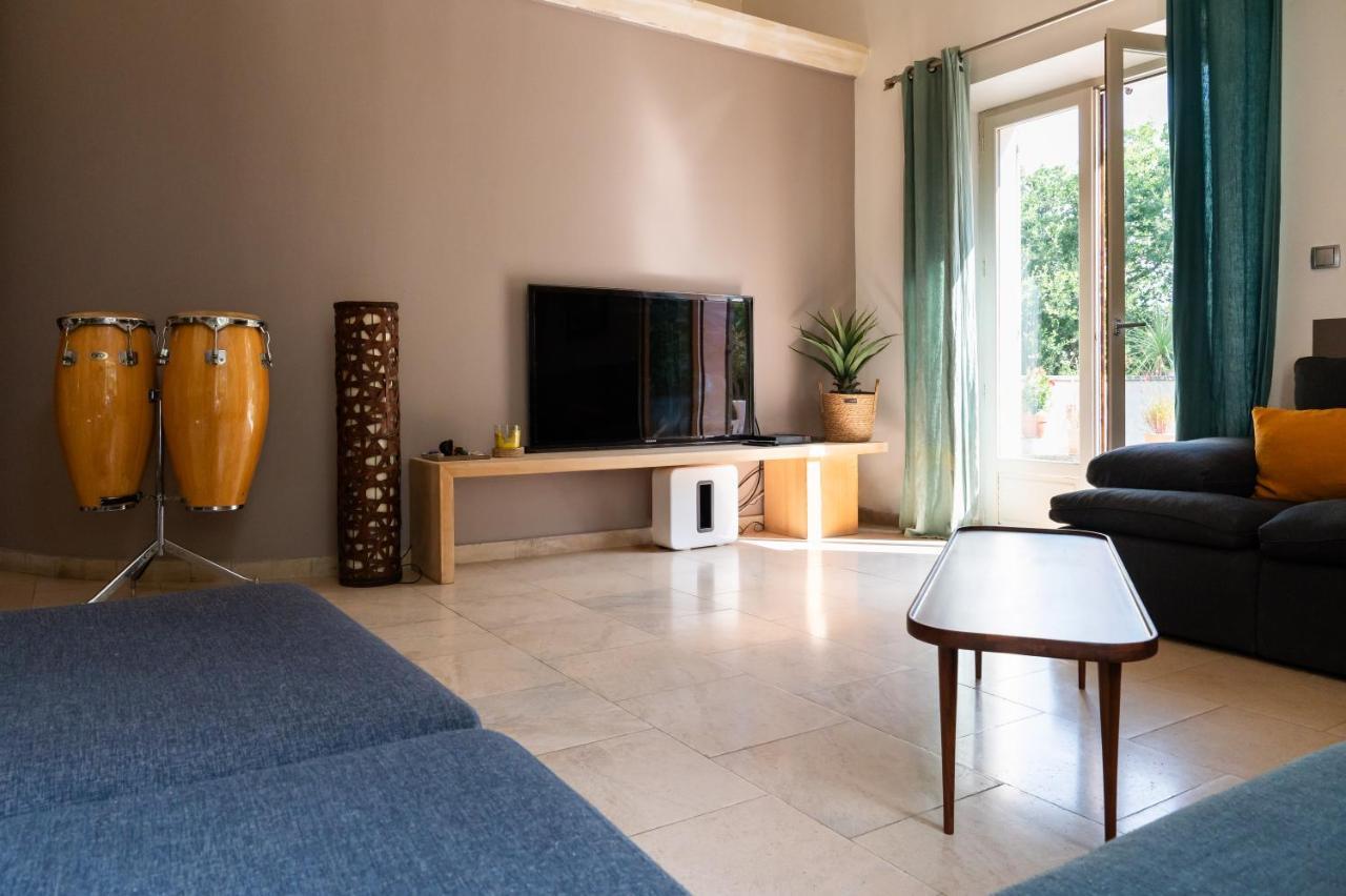 Maison D’etienne Hébergement de vacances *